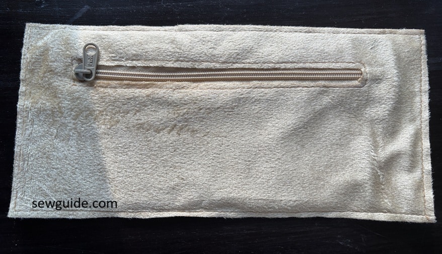 zippered pocket